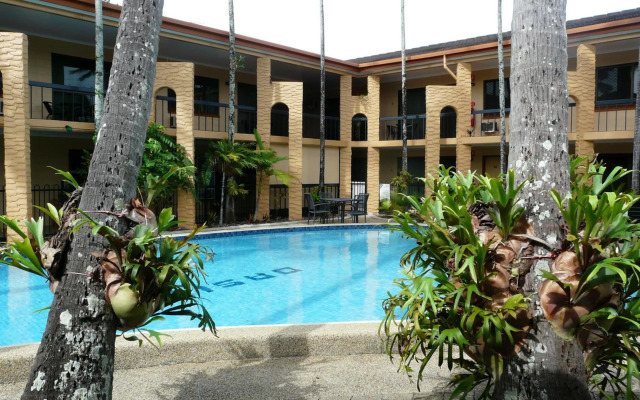 Oasis Inn Cairns