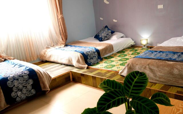 Dali Five Elements Hostel