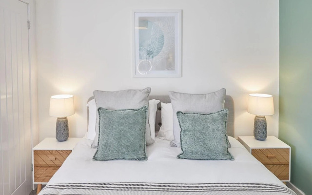 Host Stay Flat 4 Glenholme House