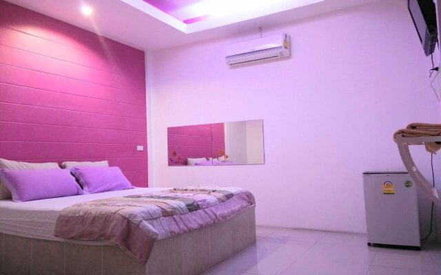 Hua Hin In Boxes Resort