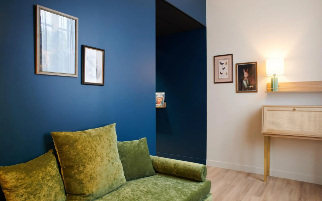 Square Lodge Hotel La Roche Sur Yon - Handwritten Collection