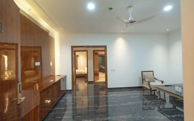 Gajraula Sukhdev Dhaba & Resort