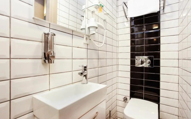 Taksim Doorway Suites
