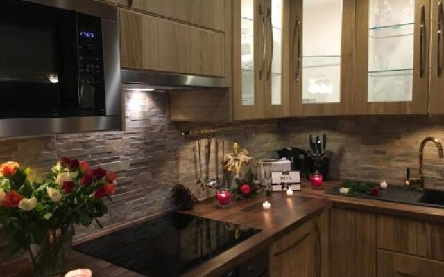 Golden Gapa River Luxury Apartment 16