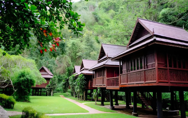 Lanna Resort