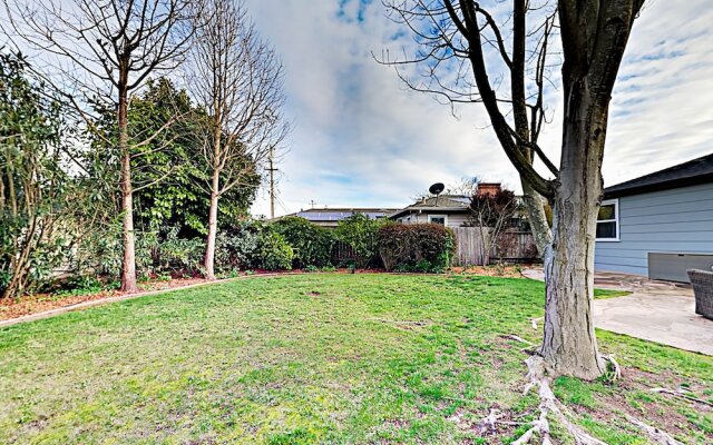 1665 James - 2 Br Home