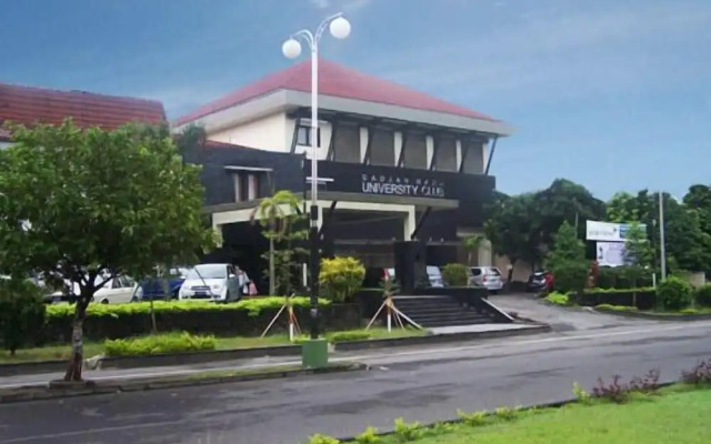 University Club Hotel UGM