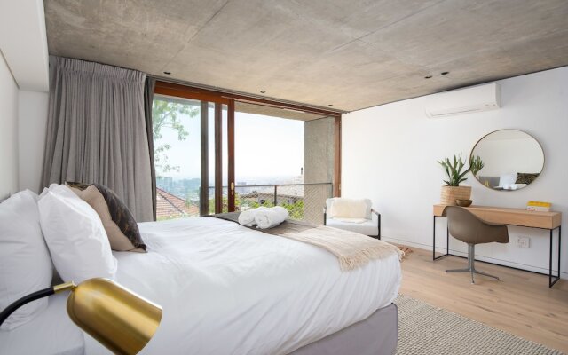 Upper Albert Road 43 Upstairs - Adults Only