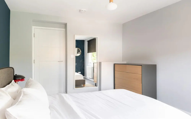 The Kentish Town Escape - Modern 3bdr With Rooftop Terrace