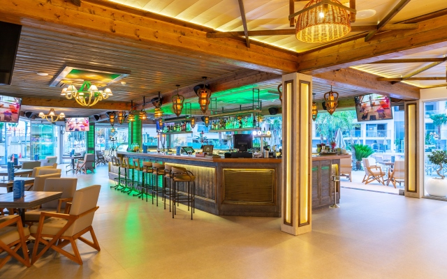 Limanaki Beach Hotel