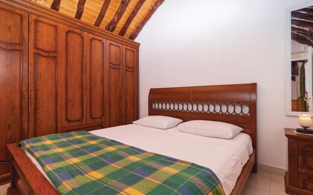 Stunning Home in Pucisca With 3 Bedrooms and Wifi