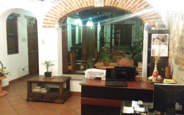 Hostal Colonia Antigua