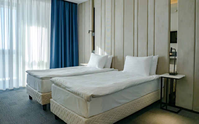 Union Plaza Hotel