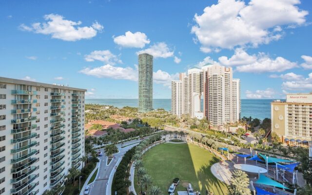 Destination Stays-Ocean View Condo Miami
