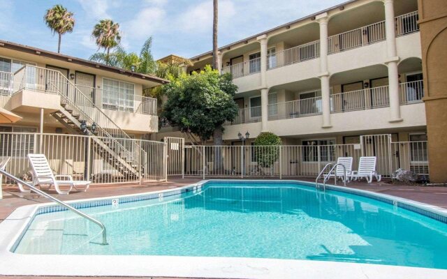 Rodeway Inn Los Angeles Convention Center