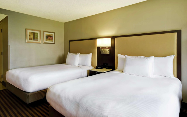 DoubleTree by Hilton Hotel Pleasanton at the Club