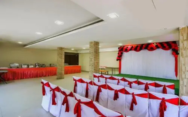 OYO 23237 Aishwarya Grand