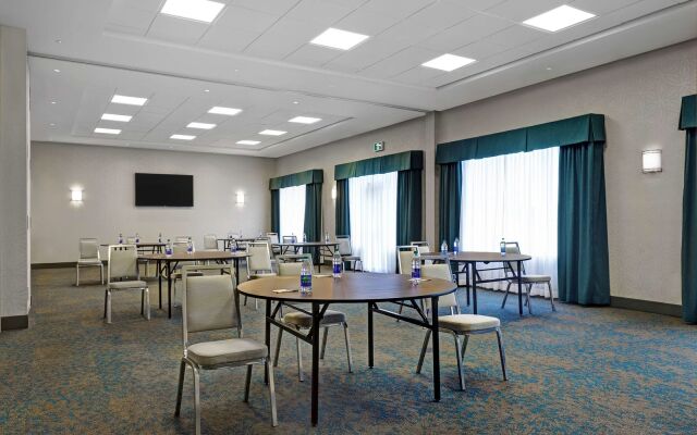Hampton Inn & Suites by Hilton Belleville