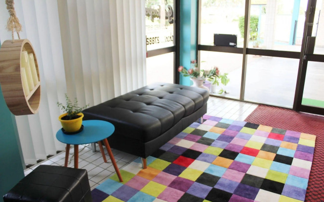 Tropical Gate Motor Inn