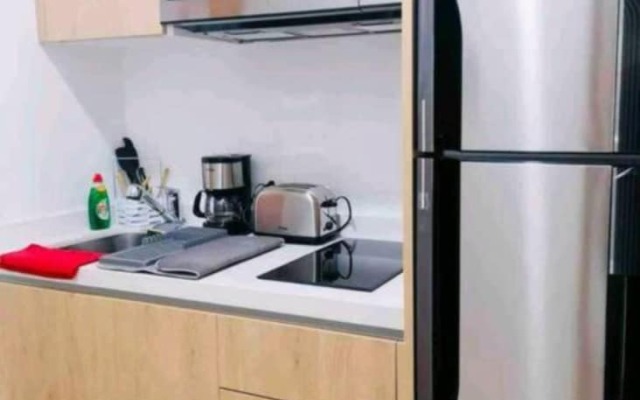 Luxury Sea view Studio on the 5th Av