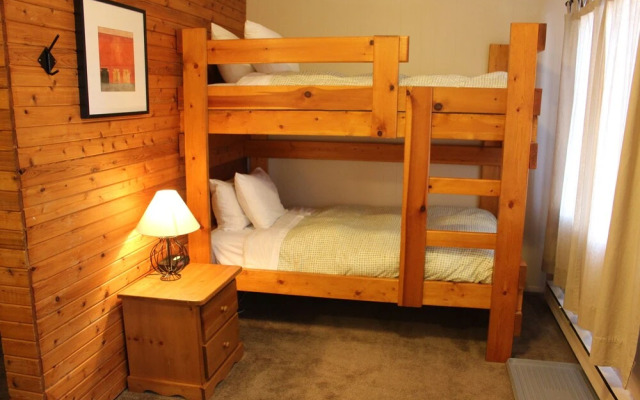 Red MountainVillageHomesCabins