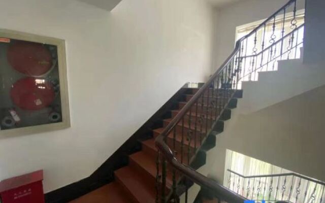Jujia Hostel