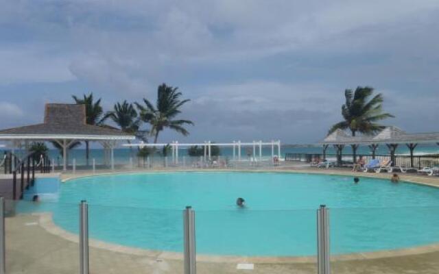 Studio 23 Orient Bay