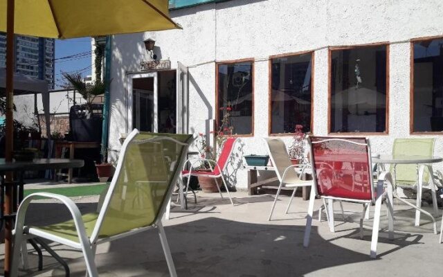 Street Garden Hostel