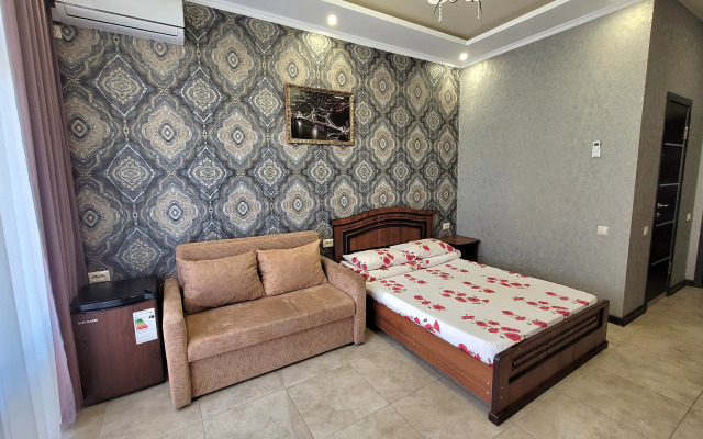 Yuzhnaya Rapsodiya Guesthouse