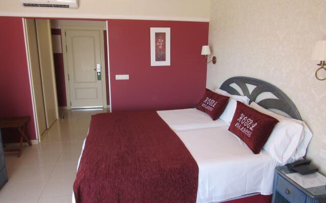 Hotel Los Arcos