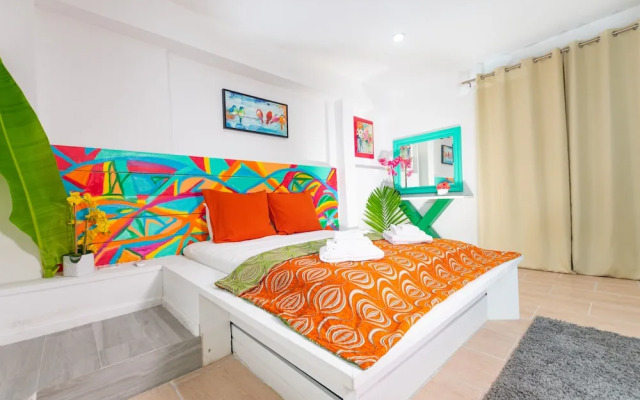 Studio 7 in Caprice Community