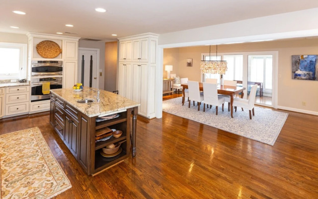 Sunrise Villa/monthly Rental 3 Bedroom Home