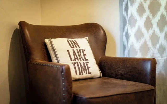 Tahoe Woods Escape - Three Bedroom Home