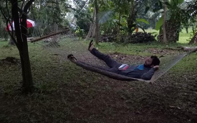 Palmgrove Lake Resort