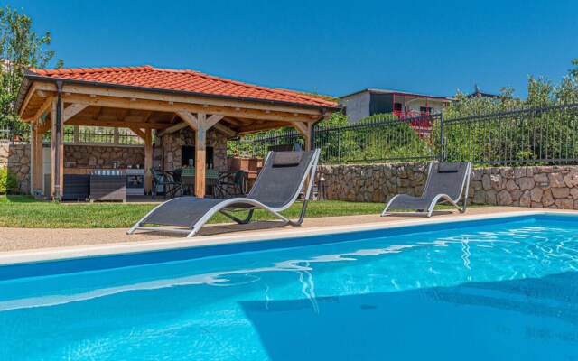 Nice Home in Pirovac With Wifi and 4 Bedrooms