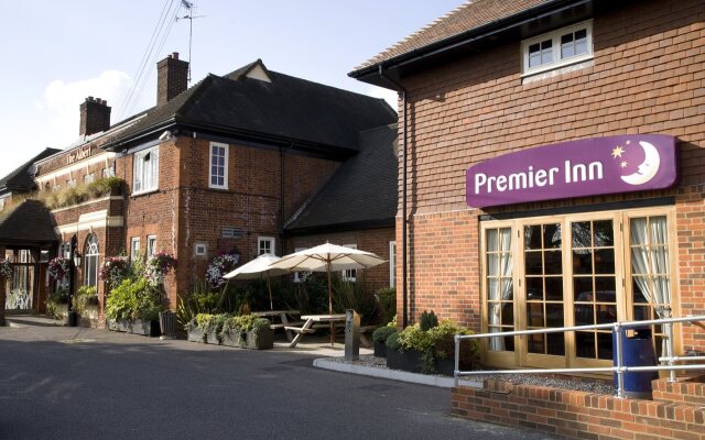 Premier Inn Colchester - Cowdray Avenue