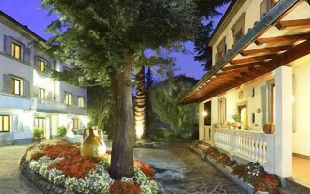 Villa Maria