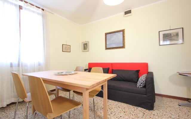 City Apartments - Leonardo