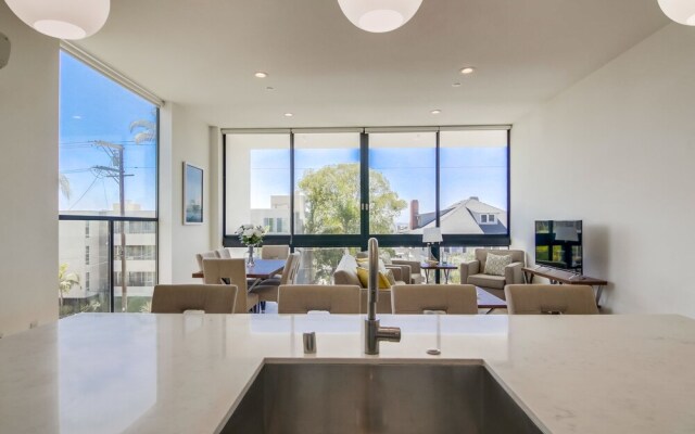 Luxury San Diego Loft wParking