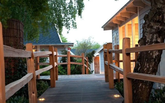 The Lodge