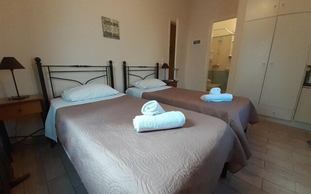 Central 9 Rooms