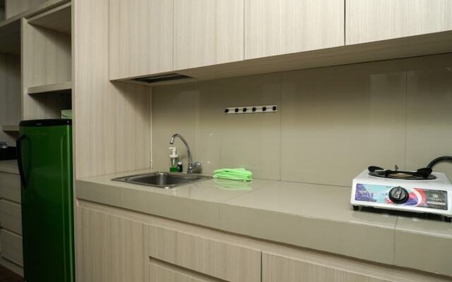 Furnished Studio with Pool View at Puri Orchard Apartment