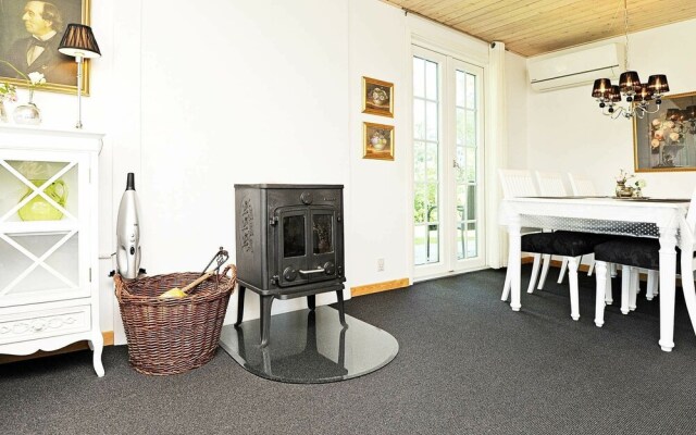 Luxurious Holiday Home in Hemmet With Private Whirlpool