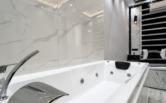 Taksim Larissa Hotel Suites