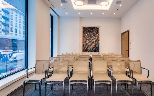 Holiday Inn Warsaw City Centre