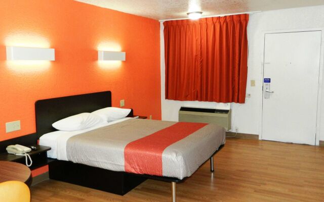 Motel 6 Oklahoma City - Airport