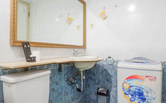 Spacious Classic 1BR Apartment at Taman Beverly