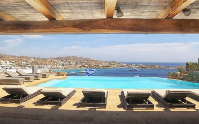 Beautiful Mykonos Villa Coral Villa 8 Bedrooms BBQ Private Swimming Pool