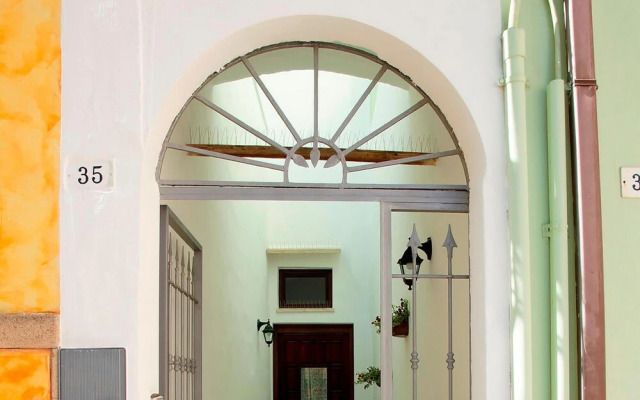 Beautiful Apartment in Matino With 1 Bedrooms