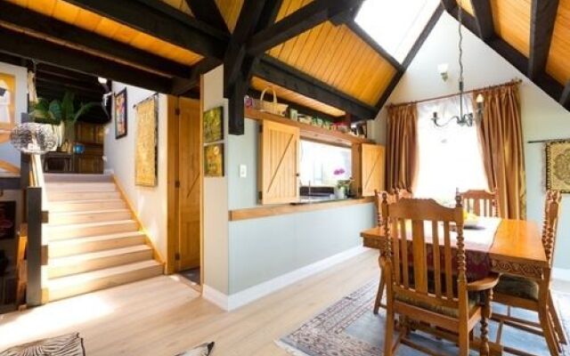 Tivoli Homestay